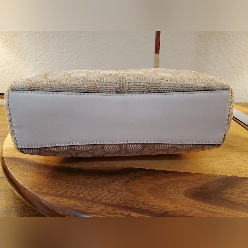 COACH MINI KELSEY NEW WITH TAGS! - Picture 4 of 10